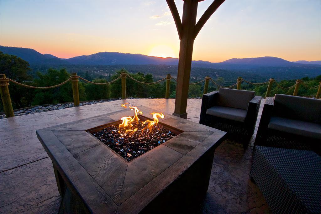 Mountain View Playhouse Near Yosemite & Bass Lake آوكهيرست المظهر الخارجي الصورة